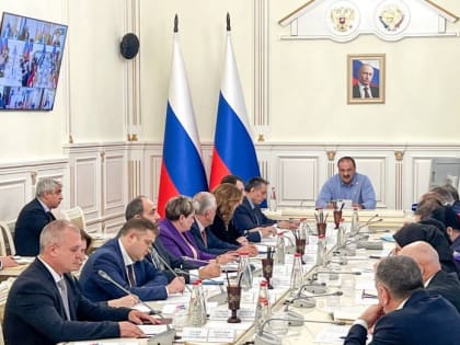 Сергей Меликов провел заседание комиссии по координации оказания помощи участникам СВО и их семьям