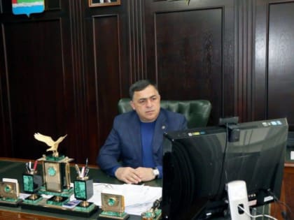 Глава Магарамкентского района встретился с активистами волонтерского штаба «Победа»