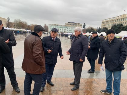 Новолакский район представил сельхозпродукцию на масштабной ярмарке года в Махачкале