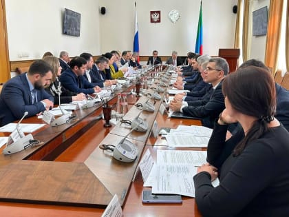 Обеспечение внесения в ЕГРН сведений о ключевых объектах учета обсудили в Правительстве Дагестана.