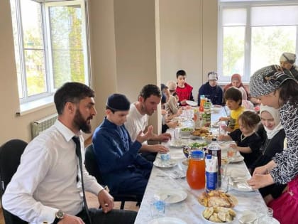 Детей из учебного центра «Ихсан» с Днем защиты детей поздравил депутат НС РД от Унцукульского района