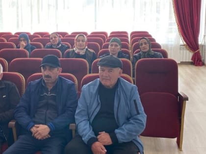 Военный комиссар района встретился с родителями призывников с Цурибского поселения