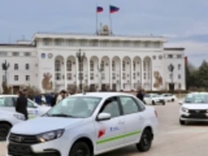 ЦРБ Гумбета получила новый санитарный автотранспорт