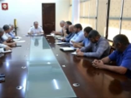 Вопросы улучшения собираемости налогов рассмотрели в Гумбете