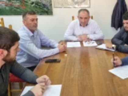 Работники администрации Гумбета прошли квалификационный экзамен