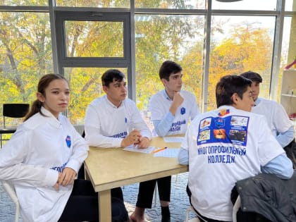 "Молодежь против коррупции" — интеллектуальная игра для студентов прошла в Хасавюрте