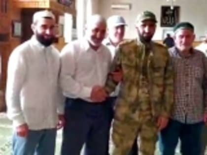 Цилитлинцы с почестями встретили участника СВО Алихана Алиханова