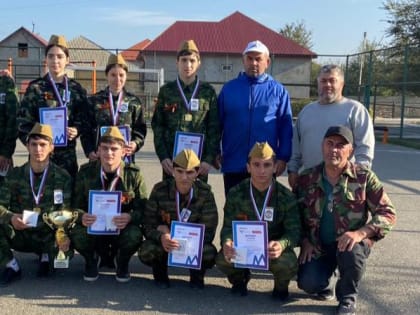 Команда учащихся школ Казбековского района стала победителем на республиканских соревнованиях «Ополченец-2023»