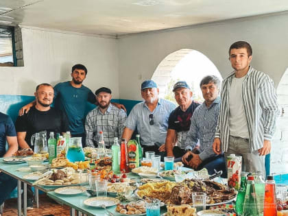 Глава Унцукульского района посетил  детский летний оздоровительный лагерь "Сосна" в селе Ашильта.