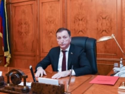 Заур Аскендеров поздравил коллег с Днем российского парламентаризма