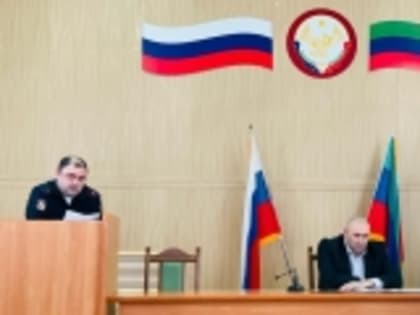 Очередное заседание Комиссии по делам несовершеннолетних и защите их прав прошло в Новолакском районе