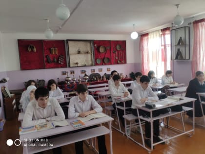 29 апреля 2022 г. преподаватель Профессионального колледжа ДГУНХ  Агалавова З.Г., посетила школу № 20, с целью профориентационной работы среди учащихся  9 классов.