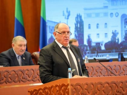 Абдулмуслим Абдулмуслимов выступил с отчётом о результатах работы Правительства Дагестана за 2022 год
