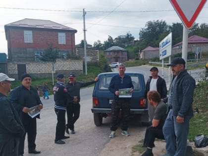 В Кайтагском районе продолжается информационно-разъяснительная работа по контрактной службе в Вооруженных Силах РФ