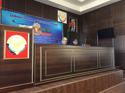 Координационное совещание по вопросам деятельности АЗС и СТОА провели в Казбековском районе