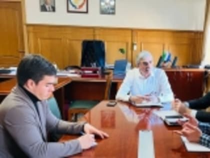 Мамати Гамзатов провел первое в наступившем году рабочее совещание по актуальным вопросам со своими заместителями