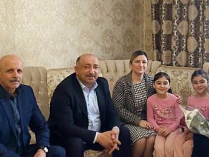 Жен и матерей военнослужащих, погибших в СВО, поздравило руководство района