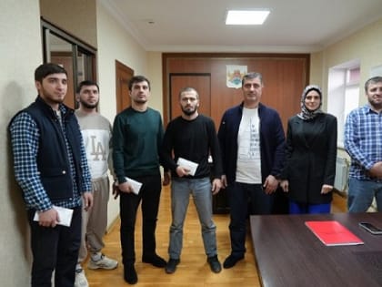 Пятеро детей-сирот получили помощь от мецената для приобретения квартир