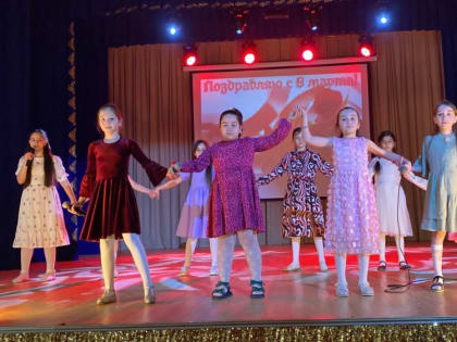 В учреждениях культуры Хасавюртовского района проходят праздничные концерты ко дню 8 марта
