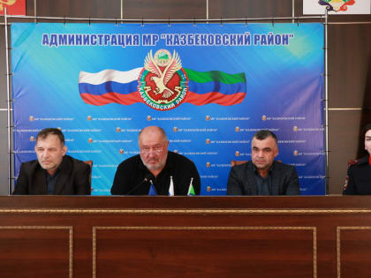 Обеспечение отдыха, оздоровления и занятости несовершеннолетних в период летней оздоровительной кампании 2023 года обсудили на заседании комиссии ПДН и ЗП администрации МР «Казбеко