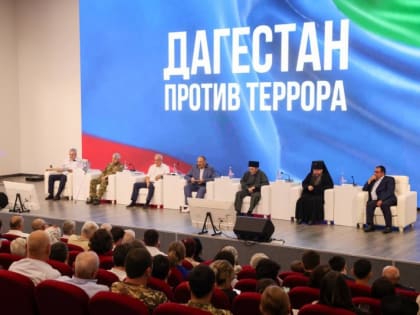 Сергей Меликов встретился с представителями институтов гражданского общества