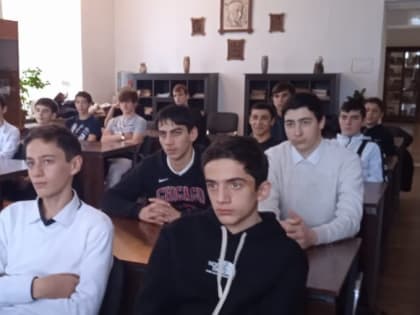 Беседы по профилактике терроризма прошли в библиотеке Хасавюрта