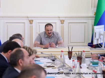 Глава Дагестана провел заседание Республиканской призывной кoмиссии