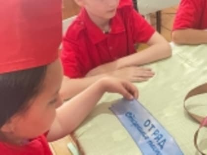 В Новолакском районе прошла «Классная встреча» с ветераном пионерского движения