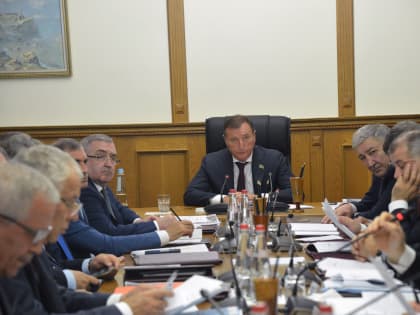 Президиум Народного Собрания рассмотрел вопросы повестки дня и определил порядок работы 25 сессии
