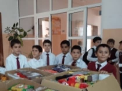 Патриотическая акция «Посылка солдату» проходит в Новолакском районе