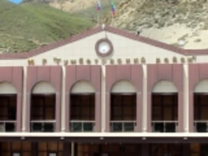 Работники администрации Гумбетовского района выразили соболезнования Галипу Галипову в связи с кончиной тёщи