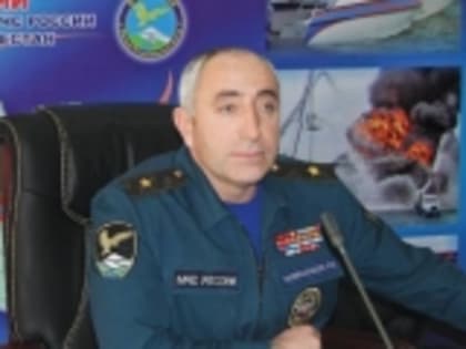 Мамати Гамзатов поздравил министра МЧС с юбилеем