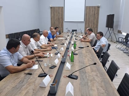 В Сулейман-Стальском районе побывала МК по мониторингу состояния реализации программ правоохранительной направленности