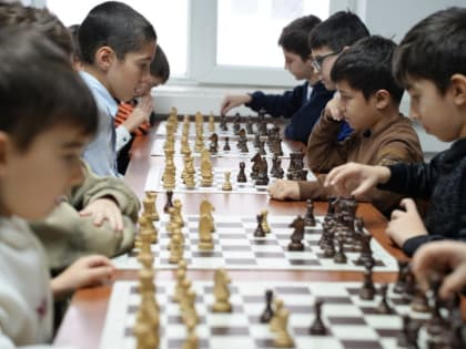 В Хасавюрте прошел общегородской шахматный турнир среди младших школьников