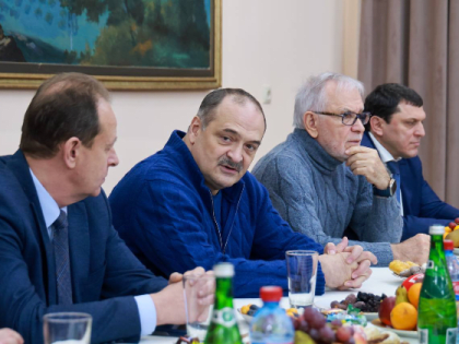 Сергей Меликов встретился с футболистами и тренерским штабом махачкалинского «Динамо»