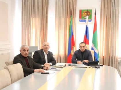 Администрация Магарамкентского района и соцслужбы МР приняли участие в совещании министерства труда и социального развития РД