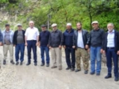 Мухтарахмед Ахмедов выразил соболезнования в связи с уходом из жизни отца бойцов СВО Абулкасума Магомедова