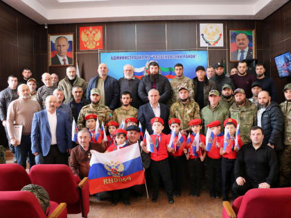 День защитника Отечества широко отметили в Казбековском районе  &nbsp;