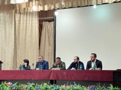 В Хасавюрте состоялась встреча со студентами аграрно-экономического колледжа