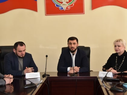 Работники образовательных организаций Акушинского района отмечены Благодарственными письмами Народного собрания Республики Дагестан.