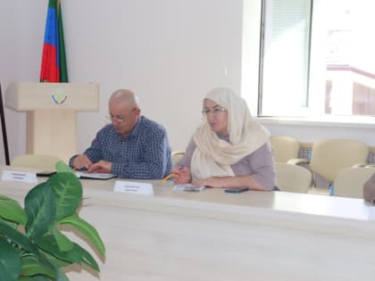 Актуальные вопросы обсудили на совещании в Докузпаринском районе