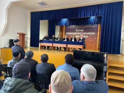 Ризван Газимагомедов встретился с активом посёлков Шамхал и Богатыревка