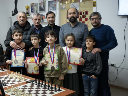 В Хасавюрте прошел общегородской шахматный турнир среди младших школьников