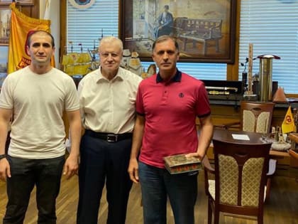 Сергей Миронов провел встречу с председателем партии СРЗП в Дагестане Камилом Давдиевым