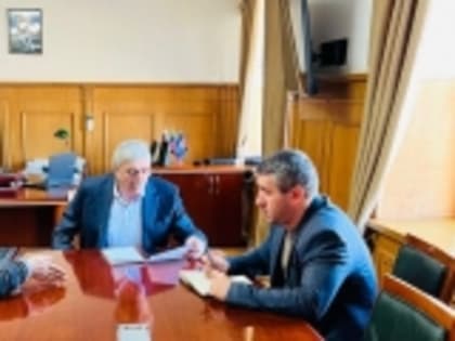 Глава Новолакского района Мамати Гамзатов провел личный прием граждан