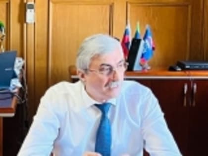 Глава Новолакского района Мамати Гамзатов обсудил со своими заместителями текущие задачи