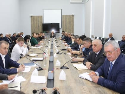 Вопросы обеспечения безопасности в период майских праздников обсудили на заседании АТК Сулейман-Стальского района