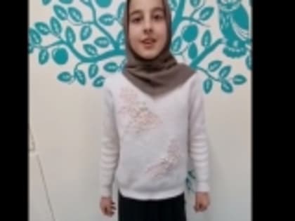 Ученицы 5-го класса Цилитлинской школы Аминат Убайдулаева и Асият Хакимова приняли участие в акции «Читаем Расула»