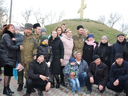 Торжественную встречу добровольцев-казаков из зоны СВО провели в Кизляре