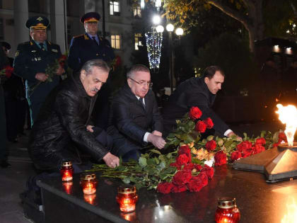 Память о героях: В Махачкале почтили память сотрудников МВД